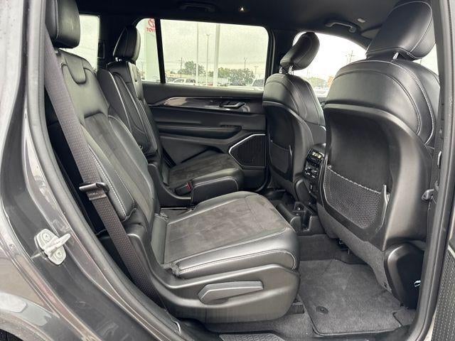 2022 Jeep Grand Cherokee L Altitude 4x2