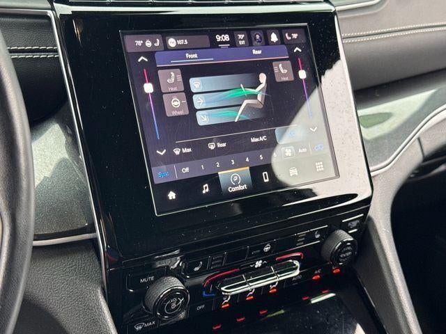 2022 Jeep Grand Cherokee L Altitude 4x2