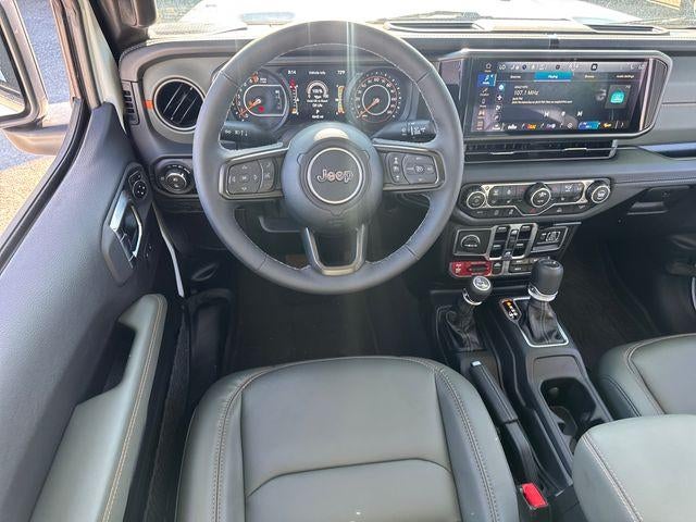 2025 Jeep Gladiator Mojave 4x4