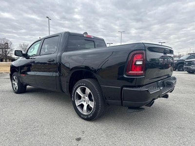 2025 RAM 1500 Tradesman 4x4 Crew Cab 5'7" Box