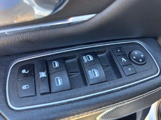 2023 RAM 1500 Laramie 4x4 Crew Cab 5'7" Box