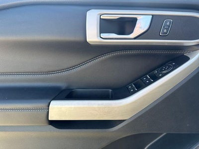2022 Ford Explorer XLT 4WD