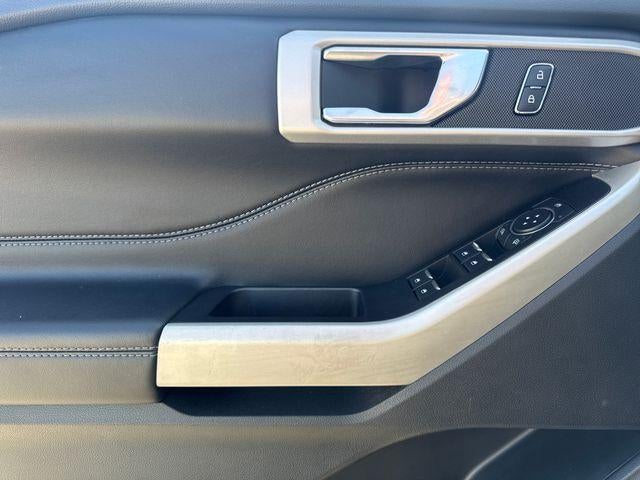 2022 Ford Explorer XLT 4WD