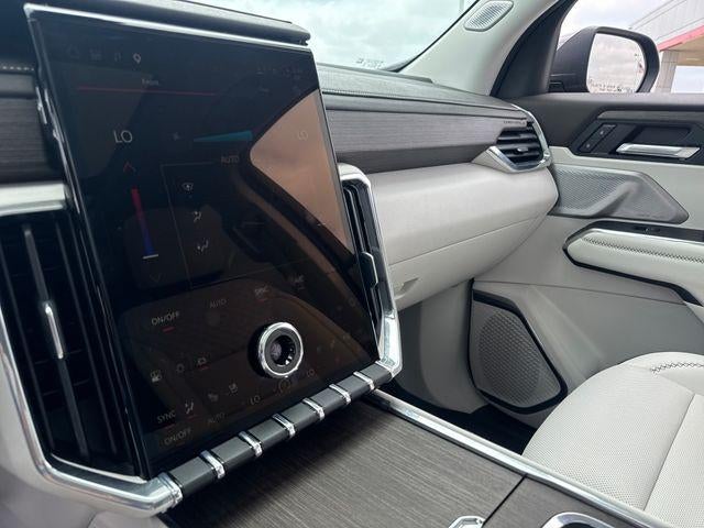 2025 GMC Acadia FWD Denali