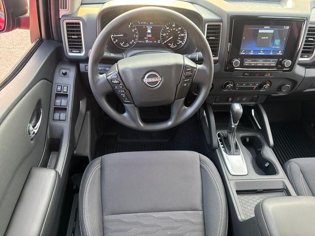 2024 Nissan Frontier Crew Cab 4x4 SV