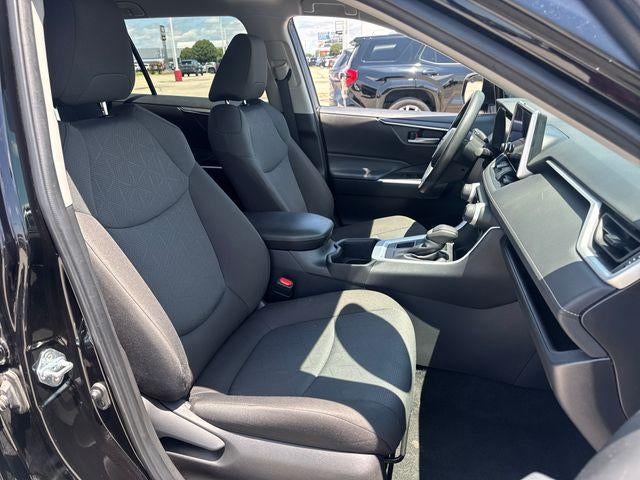 2025 Toyota RAV4 XLE AWD (Natl)