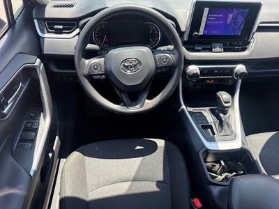 2025 Toyota RAV4 XLE AWD (Natl)