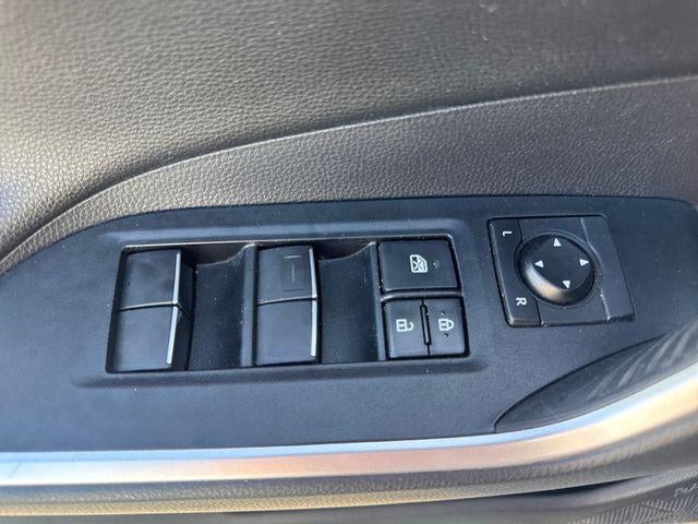 2019 Toyota RAV4 Limited FWD (Natl)