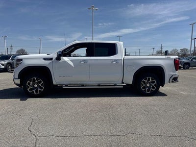 2022 GMC Sierra 1500 Crew Cab Short Box 4-Wheel Drive SLT