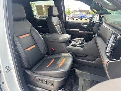 2025 GMC Sierra 1500 Crew Cab Short Box 4-Wheel Drive AT4