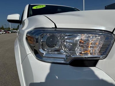 2022 Toyota Tacoma 2WD 2WD SR5 Double Cab 5' Bed V6 AT (GS)