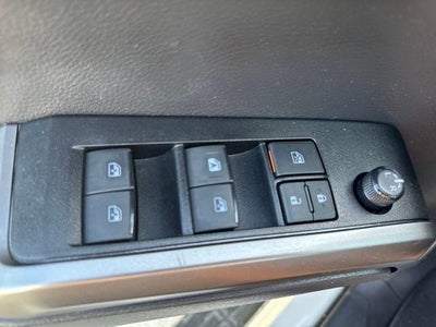 2022 Toyota Tacoma 2WD 2WD SR5 Double Cab 5' Bed V6 AT (GS)