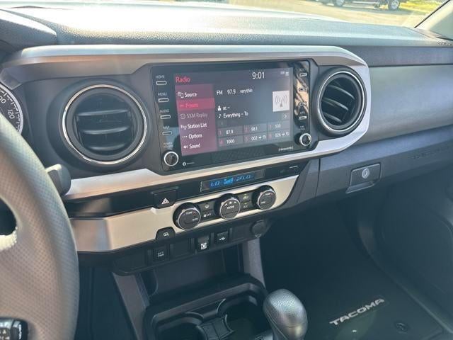 2022 Toyota Tacoma 2WD 2WD SR5 Double Cab 5' Bed V6 AT (GS)