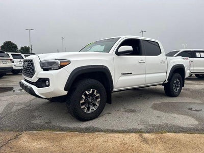 2023 Toyota Tacoma 4WD 4WD SR Double Cab 5' Bed V6 AT (GS)