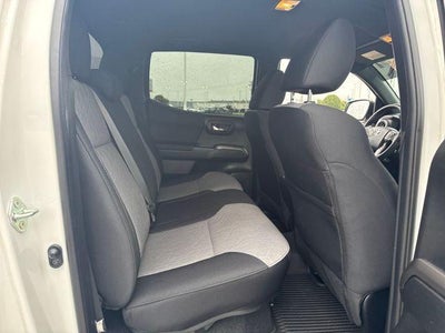 2023 Toyota Tacoma 4WD 4WD SR Double Cab 5' Bed V6 AT (GS)