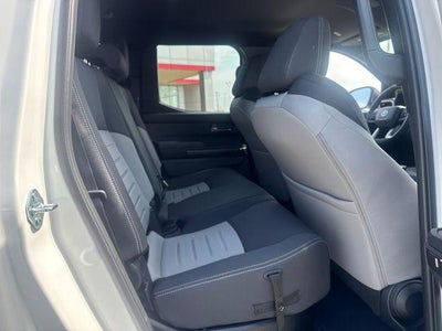 2026 Toyota Tacoma 2WD 2WD TRD Sport Double Cab 5' Bed AT (Natl)