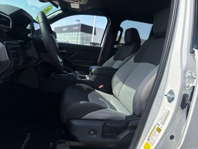 2026 Toyota Tacoma 2WD 2WD TRD Sport Double Cab 5' Bed AT (Natl)