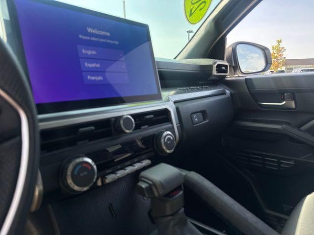 2026 Toyota Tacoma 2WD 2WD TRD Sport Double Cab 5' Bed AT (Natl)