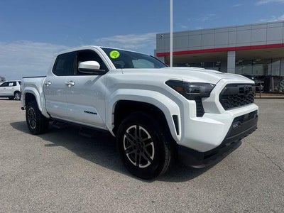 2026 Toyota Tacoma 2WD 2WD TRD Sport Double Cab 5' Bed AT (Natl)