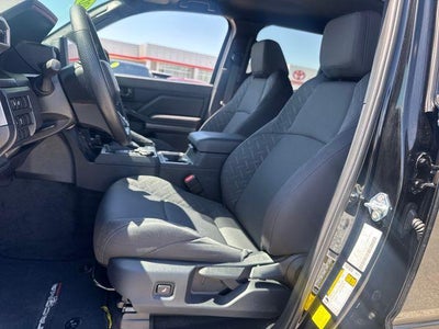 2025 Toyota Tacoma 4WD 4WD SR5 Double Cab 5' Bed AT (GS)