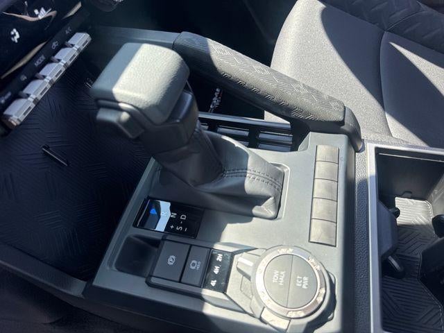 2025 Toyota Tacoma 4WD 4WD SR5 Double Cab 5' Bed AT (GS)
