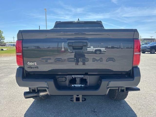 2025 Toyota Tacoma 4WD 4WD TRD Sport Double Cab 5' Bed AT (Natl)