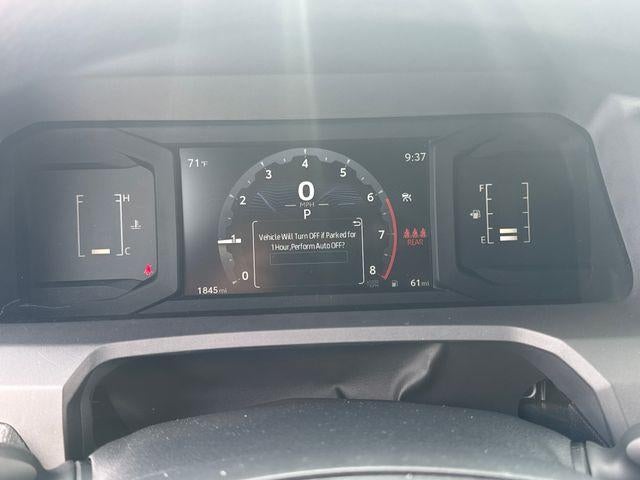 2025 Toyota Tacoma 2WD 2WD SR5 Double Cab 5' Bed AT (SE)