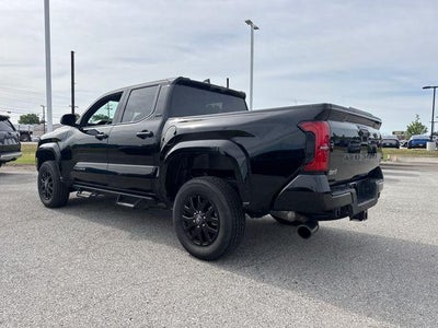 2025 Toyota Tacoma 2WD 2WD SR5 Double Cab 5' Bed AT (SE)