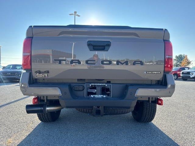 2026 Toyota Tacoma 4WD 4WD TRD Off Road Hybrid Double Cab 5' Bed AT (Natl)