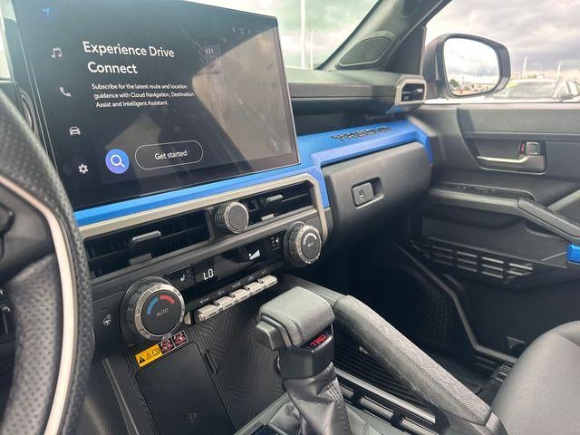 2025 Toyota Tacoma 4WD 4WD TRD Off Road Hybrid Double Cab 5' Bed AT (Natl)