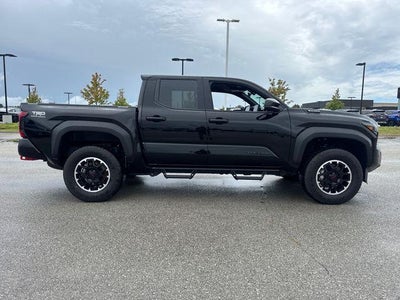 2026 Toyota Tacoma 4WD 4WD TRD Off Road Hybrid Double Cab 5' Bed AT (Natl)