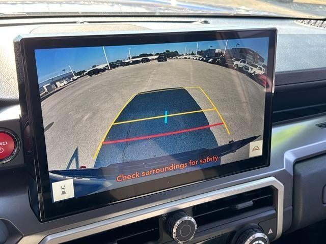 2025 Toyota Tacoma 4WD 4WD TRD Off Road Hybrid Double Cab 5' Bed AT (Natl)