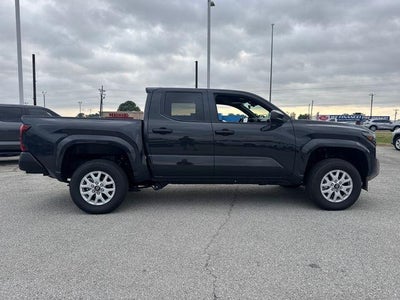 2026 Toyota Tacoma 4WD 4WD SR Double Cab 5' Bed AT (GS)