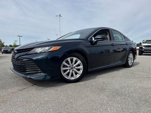 2019 Toyota Camry LE Auto (SE)