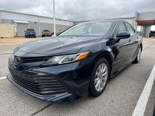 2019 Toyota Camry LE Auto (SE)