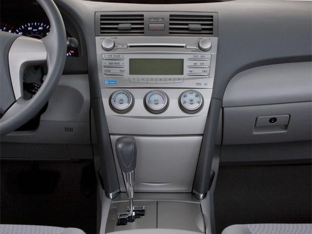 2010 Toyota Camry 4dr Sdn I4 Auto LE (Natl)