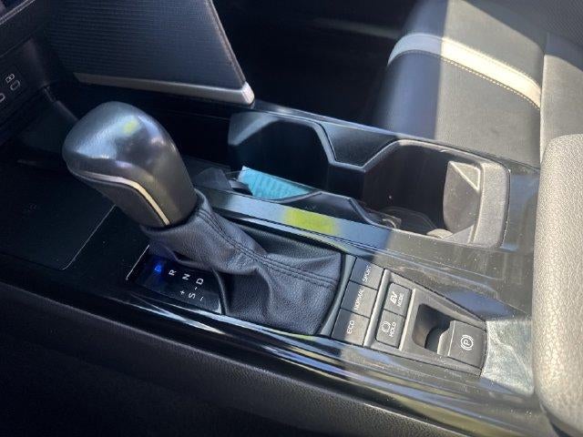 2025 Toyota Camry SE (SE)
