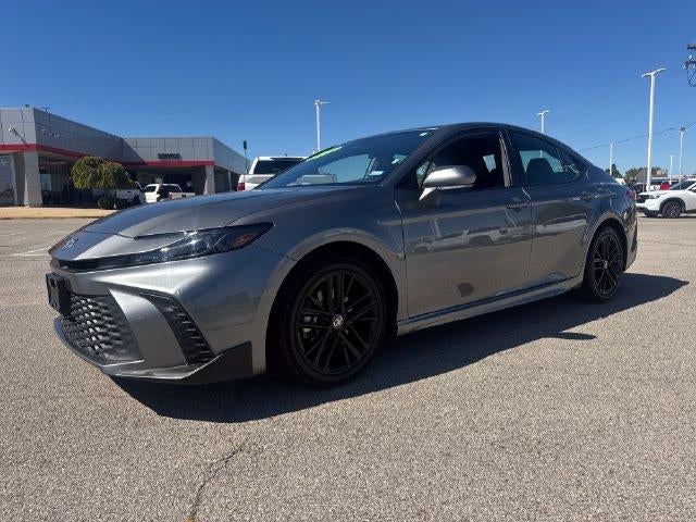2025 Toyota Camry SE (SE)