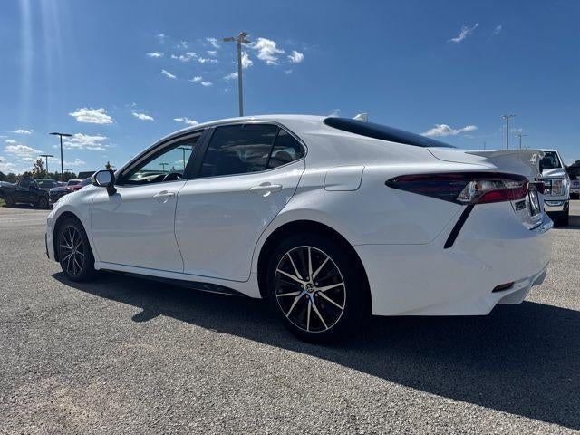 2023 Toyota Camry SE Auto (SE)