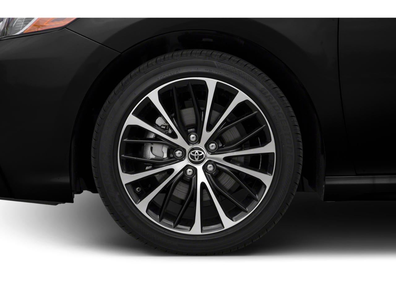 2020 Toyota Camry SE Auto (SE)