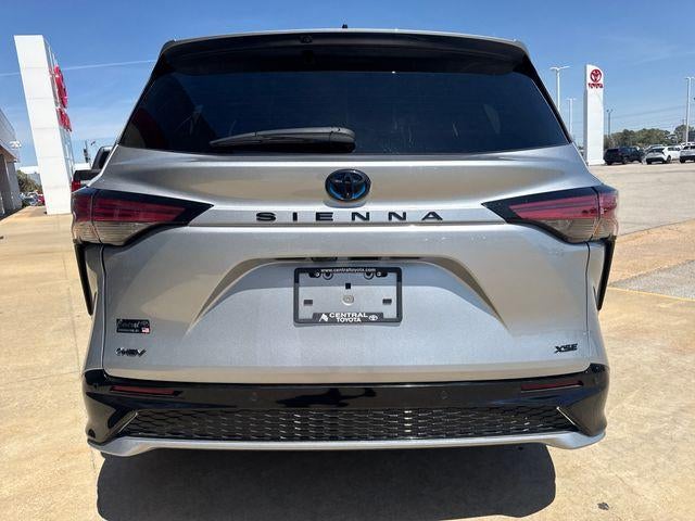 2025 Toyota Sienna XSE FWD 7-Passenger (Natl)