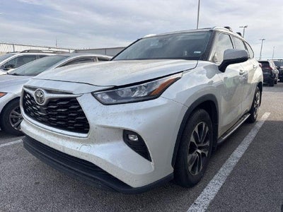 2020 Toyota Highlander XLE FWD (Natl)