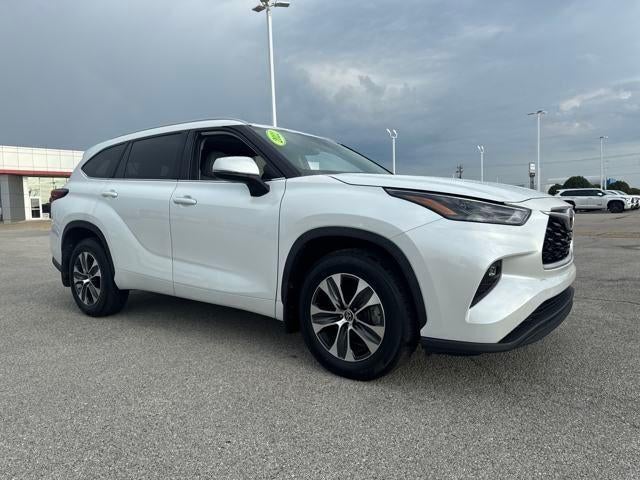 2022 Toyota Highlander XLE AWD (Natl)