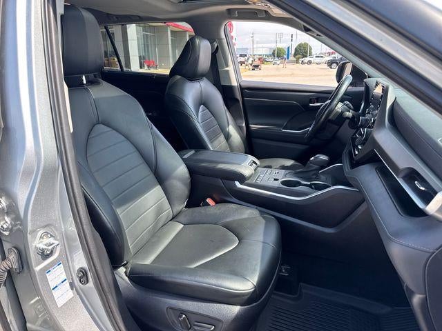 2021 Toyota Highlander XLE AWD (Natl)