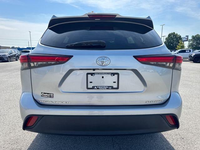 2021 Toyota Highlander XLE AWD (Natl)