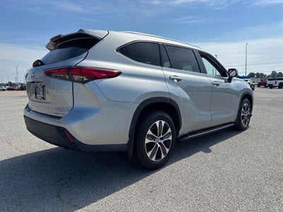 2021 Toyota Highlander XLE AWD (Natl)