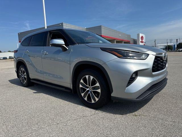 2021 Toyota Highlander XLE AWD (Natl)