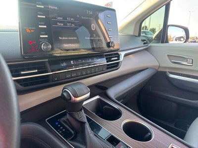 2022 Toyota Sienna XLE FWD 8-Passenger (Natl)