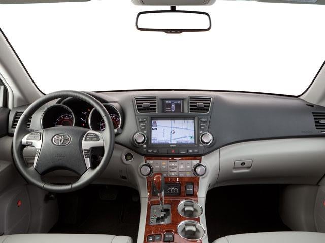 2013 Toyota Highlander FWD 4dr V6 SE (Natl)