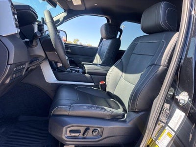 2026 Toyota Tundra 4WD 4WD Limited CrewMax 5.5' Bed (Natl)